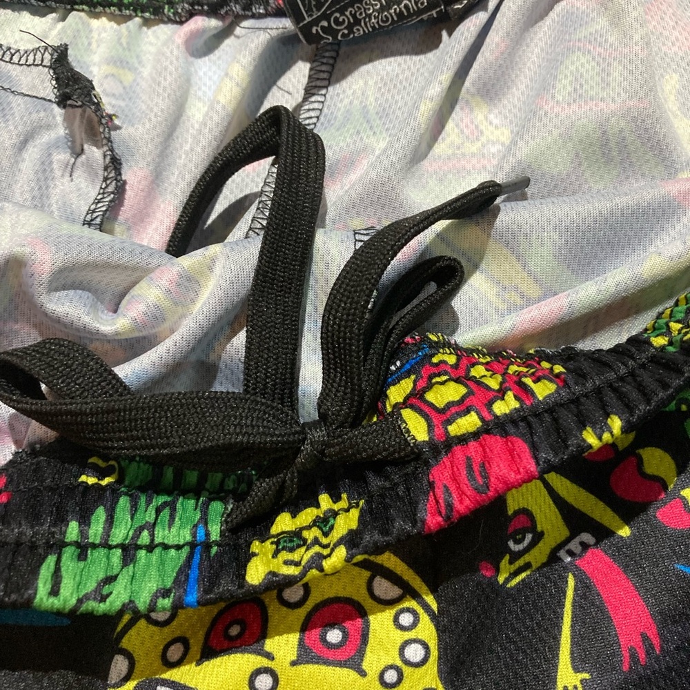 Killer Acid X Grassroots California Shorts, Men’s size XL - Picture 4 of 7